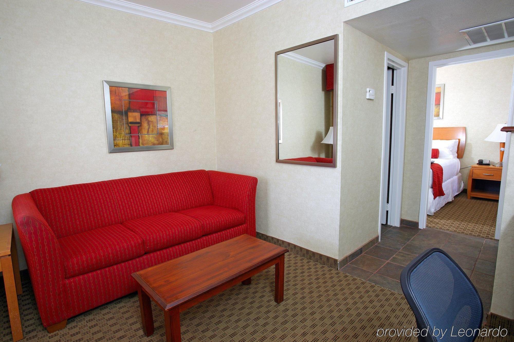 Best Western Innsuites Phoenix Hotel & Suites Bilik gambar